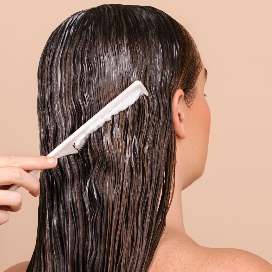 NATULIQUE-HAIR-BOND-INTRINSIC-STRENGTHENER-2-RGB-3738x4672-min